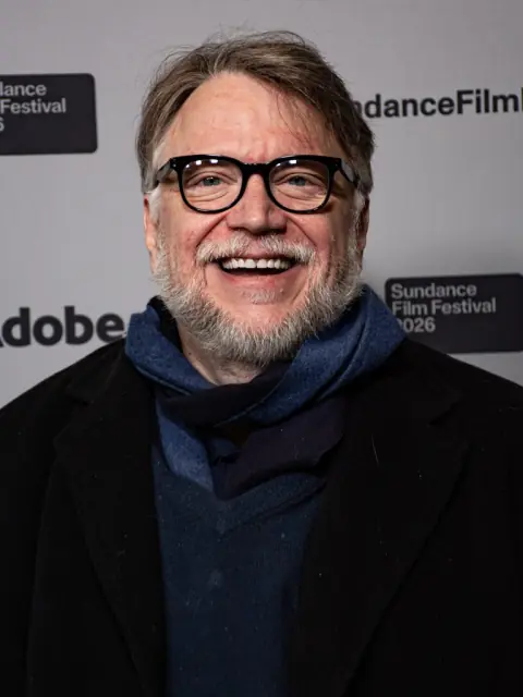 Guillermo del Toro — batalla de aura de Directores de Cine