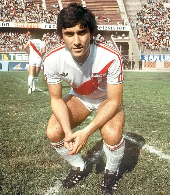 Juan Carlos Oblitas — batalla de aura de Perú