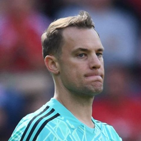 neuer — batalla de aura de Futbolistas