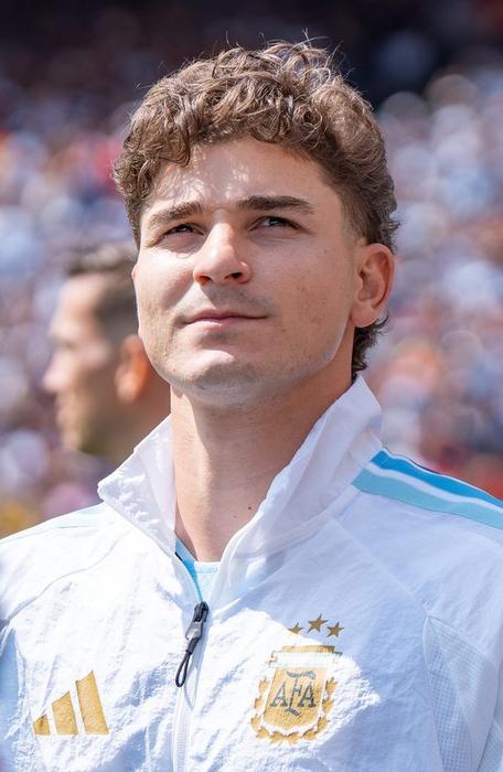 Julián Álvarez — batalla de aura de Argentina