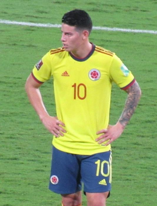 James Rodríguez — batalla de aura de Colombia